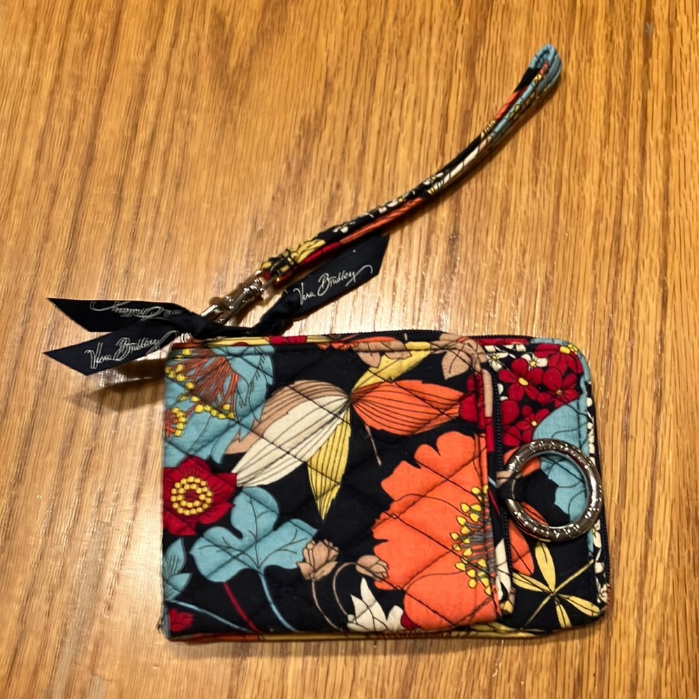 NWOT Vera Bradley wristlet Happy Snails phone purse